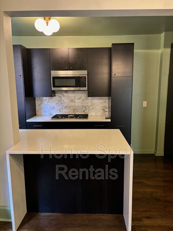 Building Photo - 8 Collier Rd NW