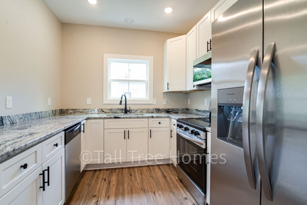 Building Photo - 5 Mink Hollow Ct