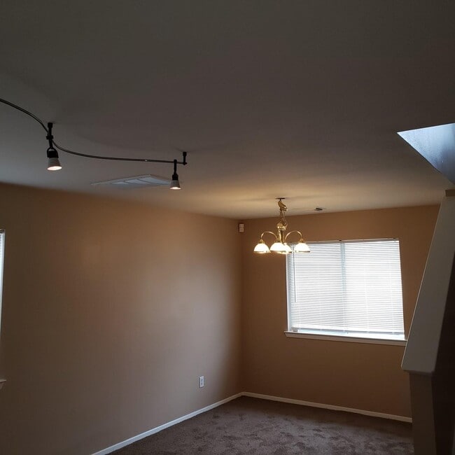 Building Photo - 1569 Nichole Woods Dr