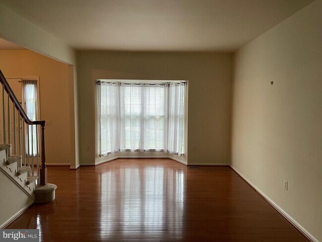 Building Photo - 2807 White Birch Ct