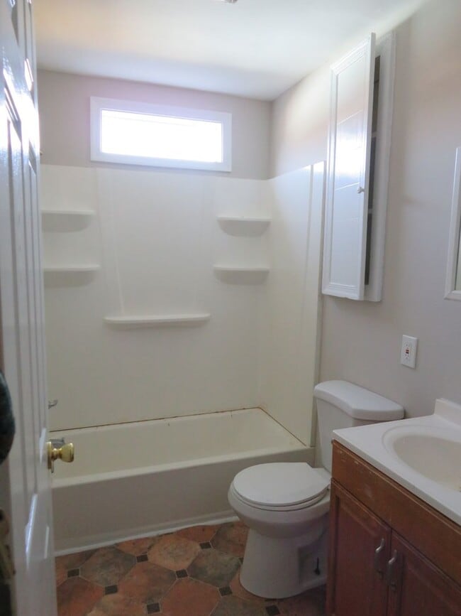 Building Photo - Petersburg Virginia