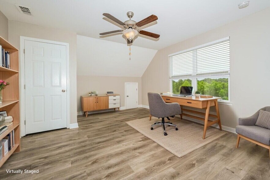 Building Photo - 8809 Cressent Glen Ct