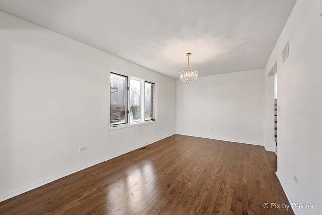 Building Photo - 8508 S Oketo Ave