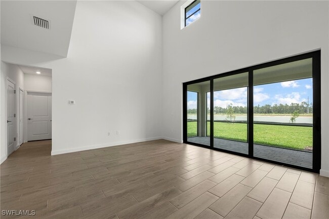 Building Photo - 10837 Timber Creek Dr