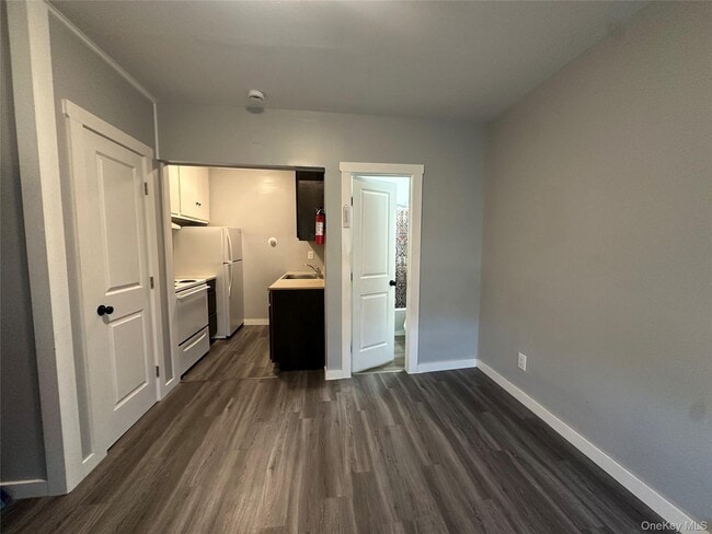 Building Photo - 1399 US-44