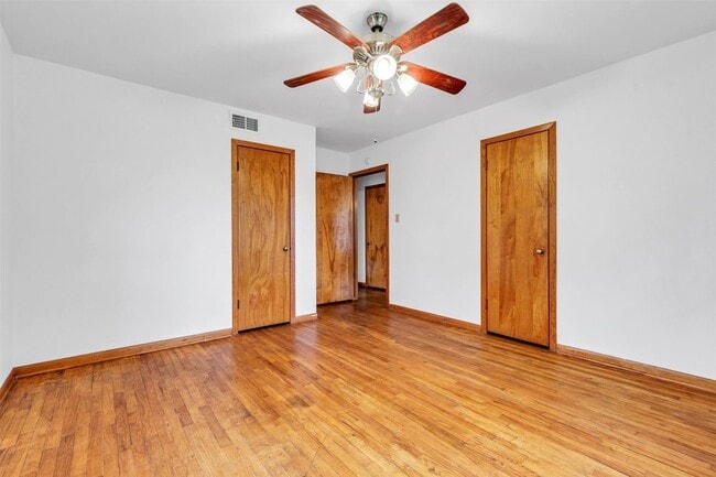 Building Photo - 1803 Sea Queen Ct