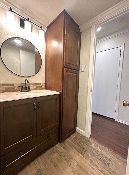 Building Photo - 1600 Pecan Chase Cir