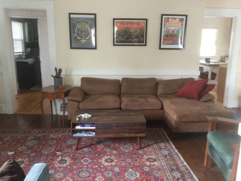 Building Photo - 1615 SE 37th Ave