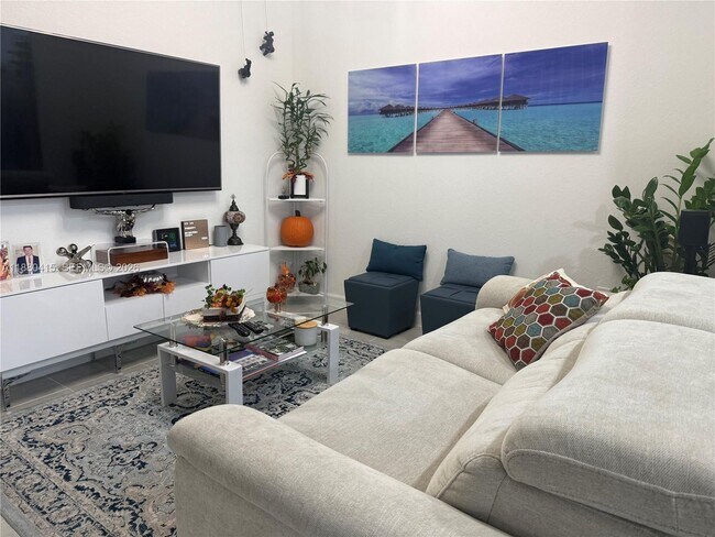 Building Photo - 12109 NW 24th Ct