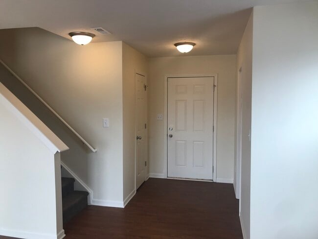Building Photo - 8105 Whistlewood Dr