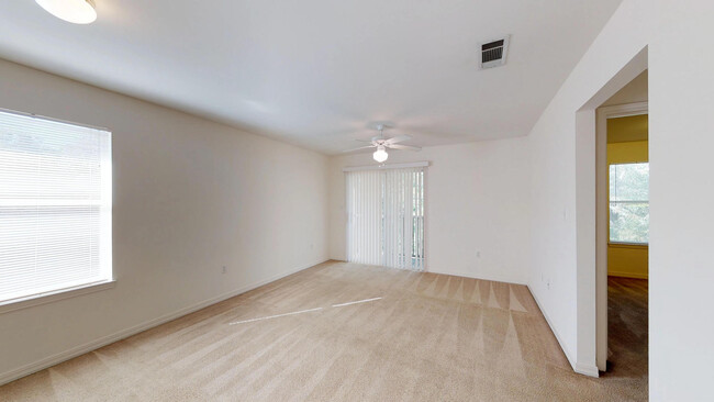 Building Photo - 1858 Norwood Ct