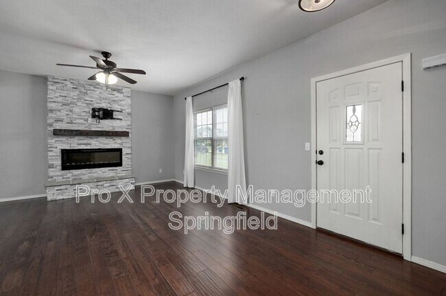 Building Photo - 1503 E Fairwind