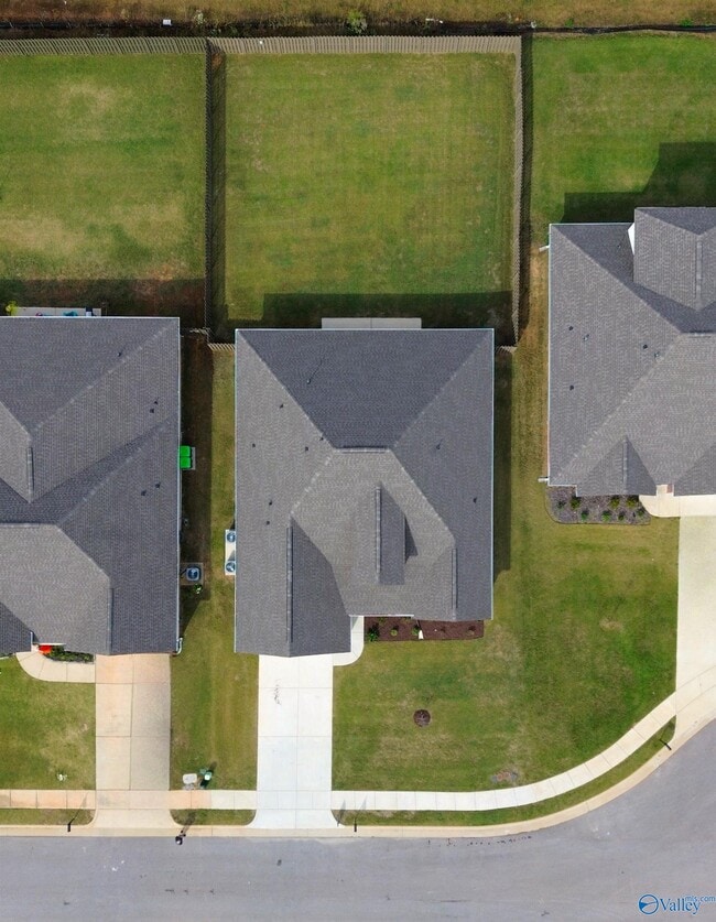 Building Photo - 3108 Henry Rd SE