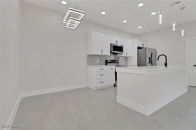 Building Photo - 4501-4503 15th St SW