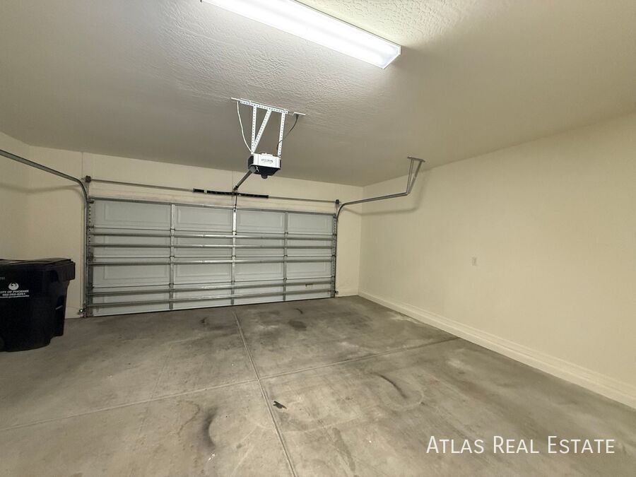 Building Photo - 4228 S 58th Ave