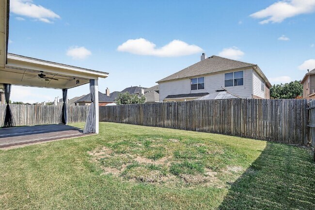 Building Photo - 4353 Mountain Crest Dr