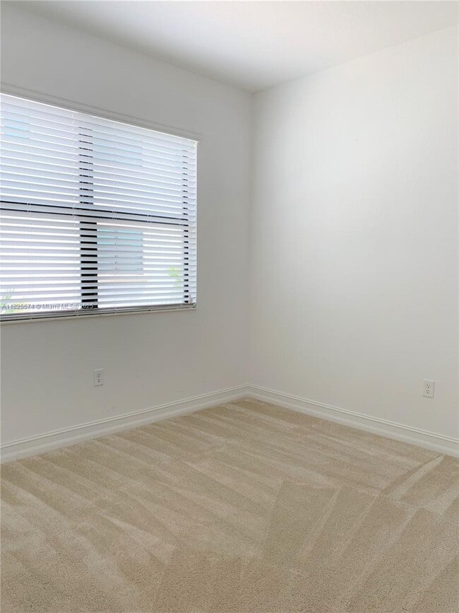 Building Photo - 11717 SW 13th Ct