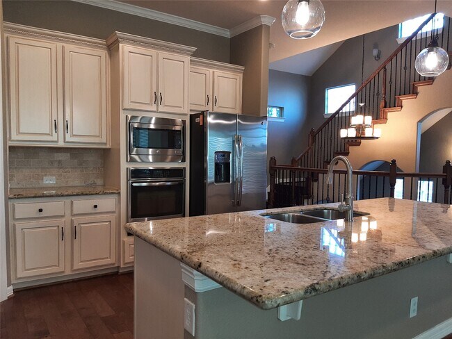 Building Photo - 1422 Upland Orchard Dr