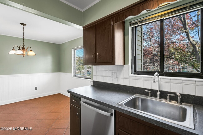 Building Photo - 314 Middlewood Rd