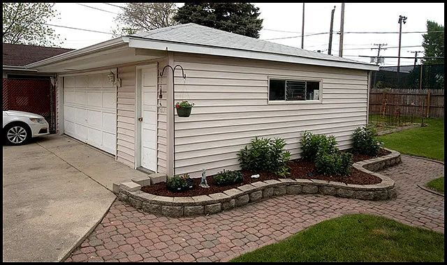 Building Photo - "Charming 3-Bedroom Haven with 2 Full Baths in Villa Park – Your Ideal Retreat!"