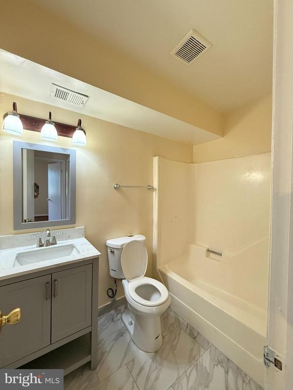 Building Photo - 8684 Inyo Pl