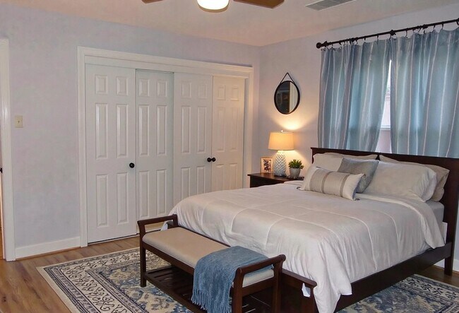 Building Photo - 2611 Tangley St