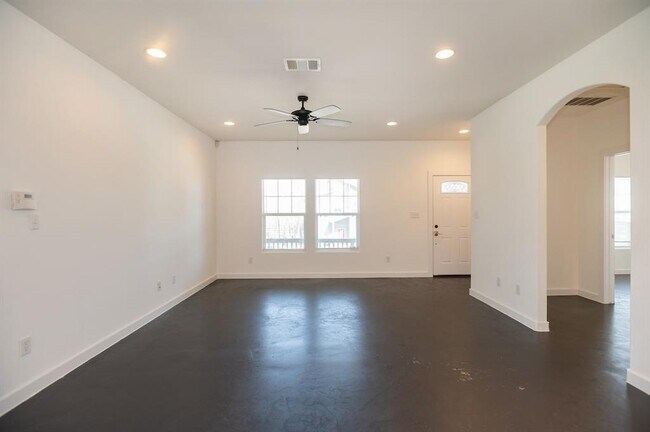 Building Photo - 5209 Delores Ave