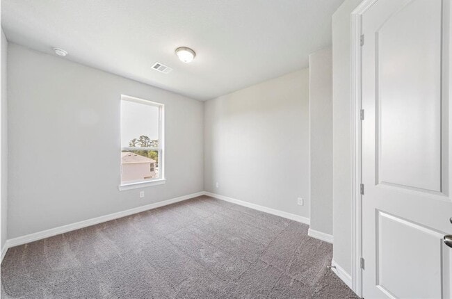 Building Photo - 11013 Cres Light Way