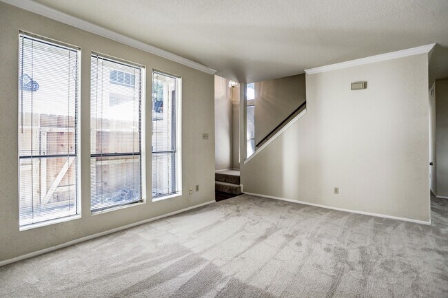 Building Photo - 1881 Bering Dr