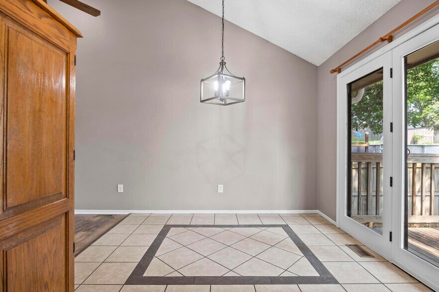 Building Photo - 8715 NW 83rd Street