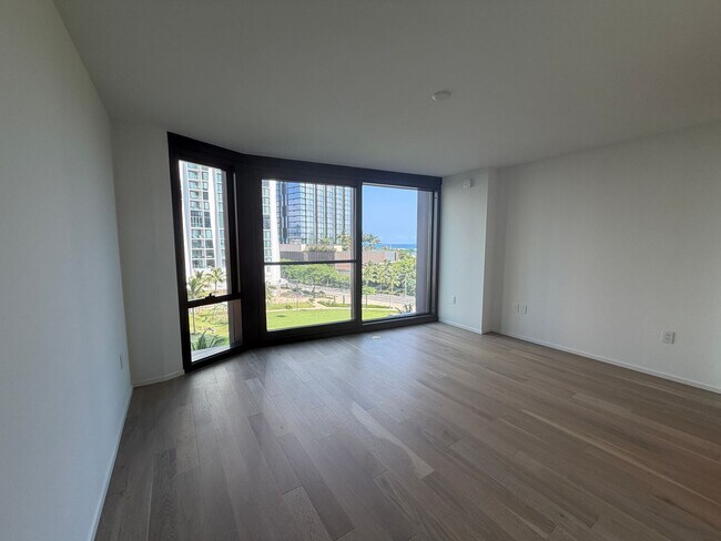 Building Photo - The Park Ward Village #622