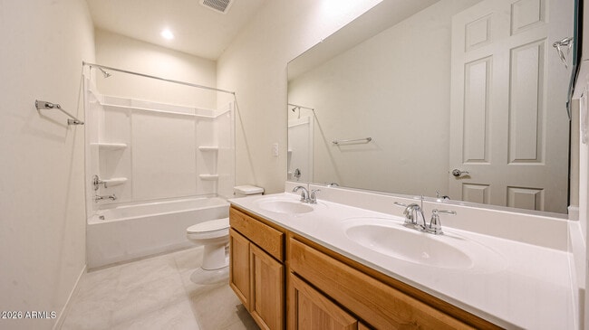 Building Photo - 7072 W Plum Rd