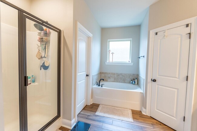 Building Photo - 3bed/ 2 bath home in Willow Heights