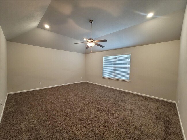 Building Photo - 1841 Basin Trl