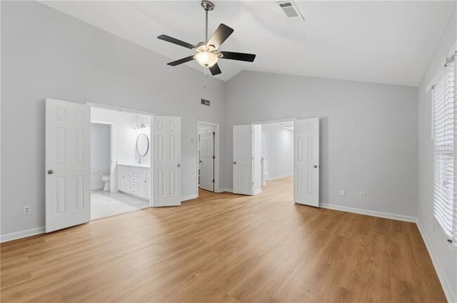 Building Photo - 620 Brook Landing Ct