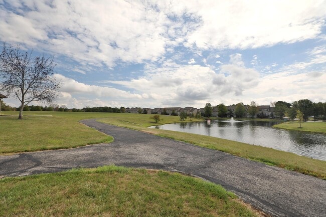 Building Photo - 763 Hidden Springs Dr