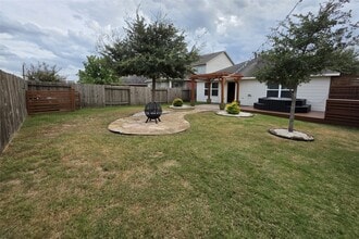 Building Photo - 15434 Kaston Dr