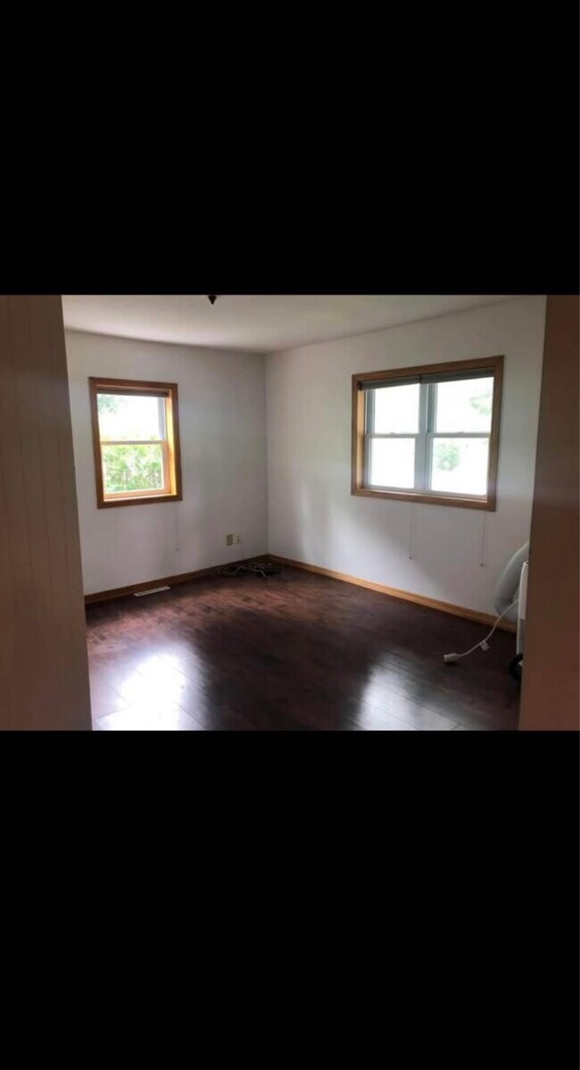 Building Photo - 608 N West St