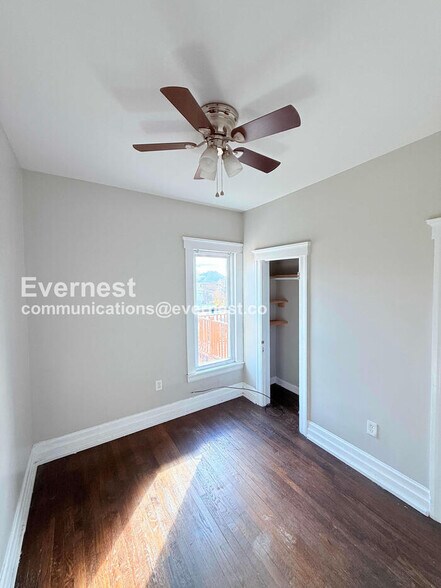 Building Photo - 506 Westminster St