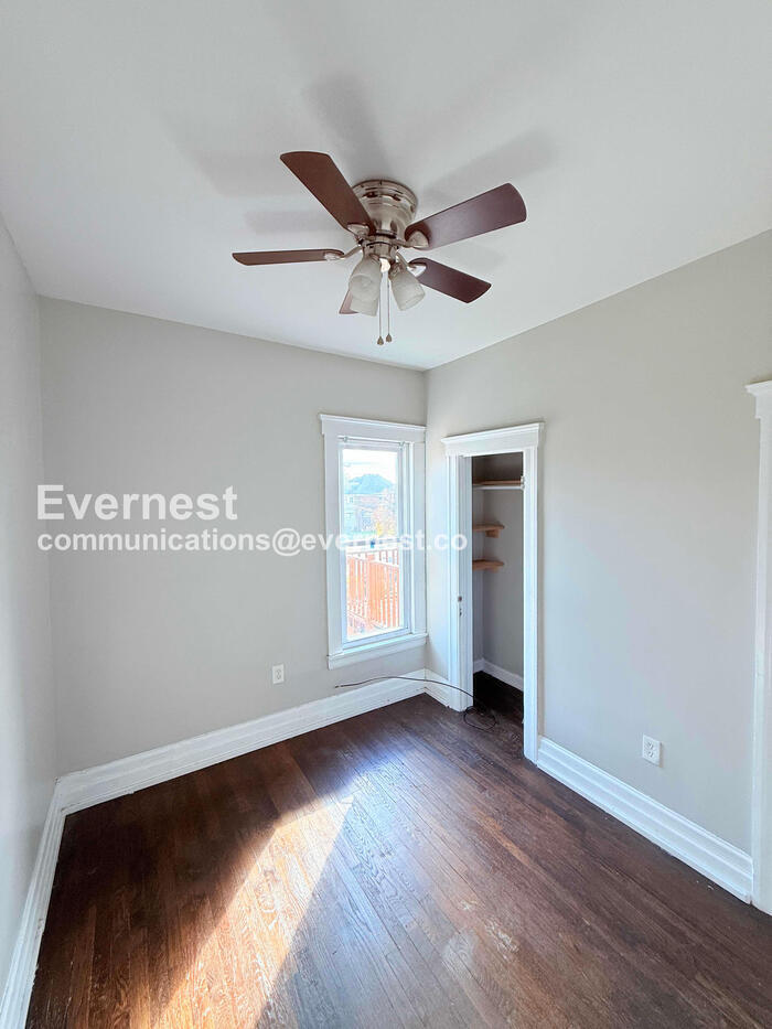 Building Photo - 506 Westminster St