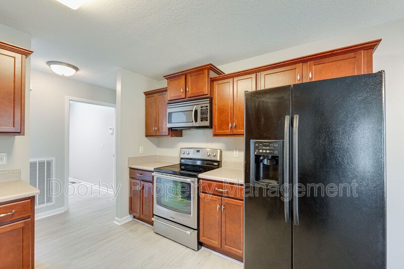 Building Photo - 7420 Salmon Ln