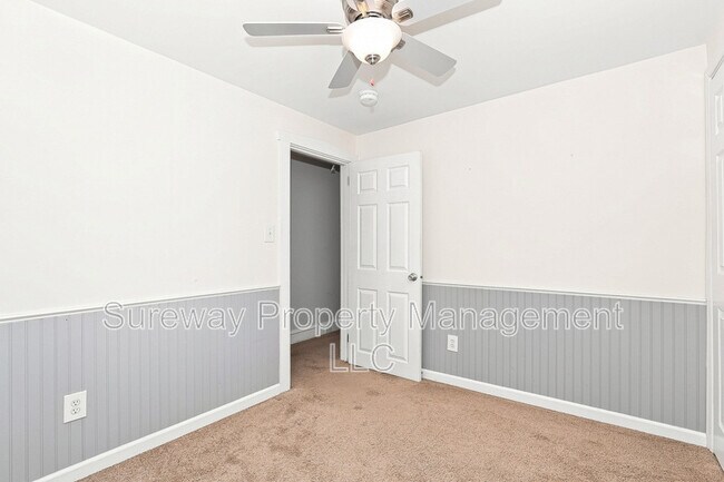 Building Photo - 111 Westmont Ave