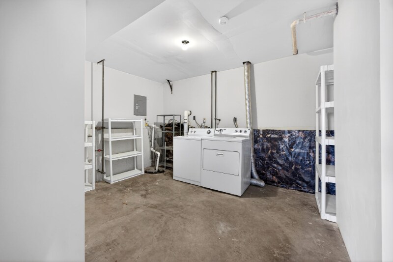 Building Photo - 511 Chapparal Dr