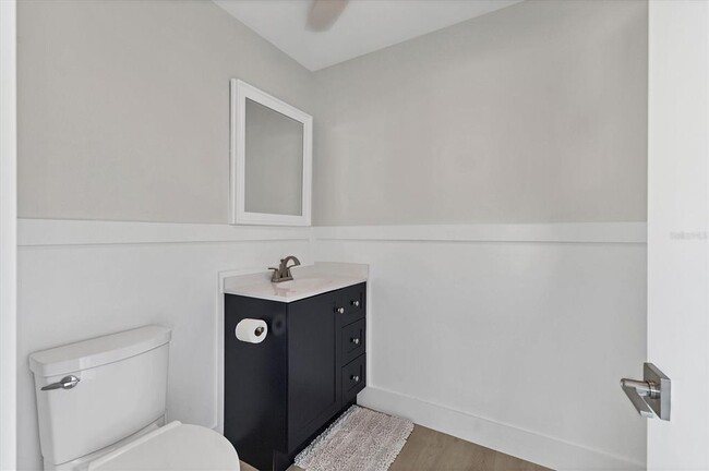 Building Photo - 825 Tarawitt Dr