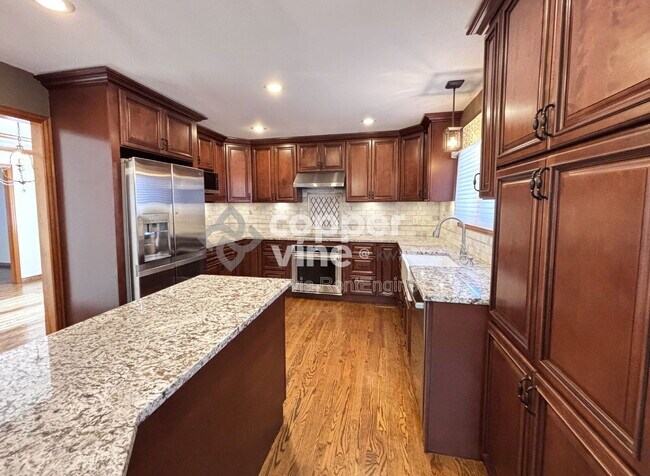 Building Photo - 1197 Clubhouse Dr