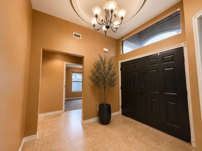 Building Photo - 5511 Marble Falls St