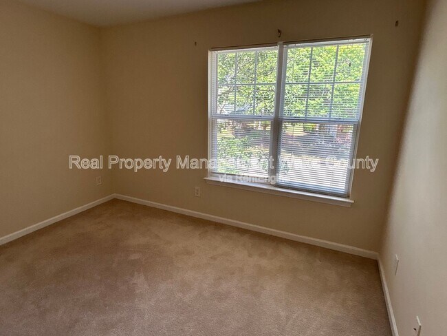 Building Photo - 7833 Cape Charles Dr