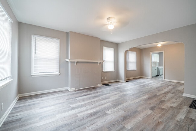 Building Photo - 1069 Fairwood Ave