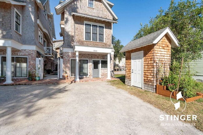 Primary Photo - 1616 Paris Ave W