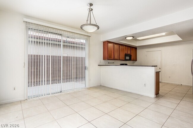 Building Photo - 1236 La Ballena Trail